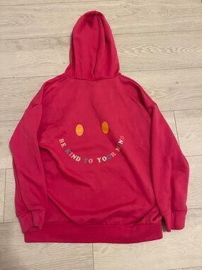 PinkGraphic Hoodie with Smiley Face